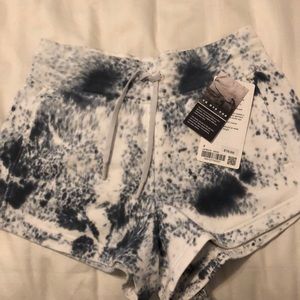 Inner glow short